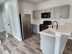 7502 Sandle St in Houston, TX - Building Photo - Building Photo