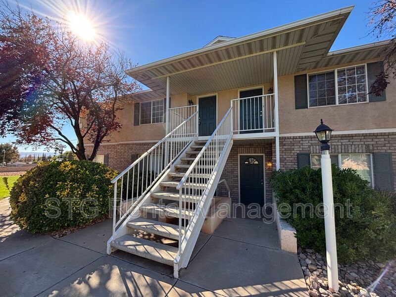 154 E 100 N in Washington, UT - Building Photo