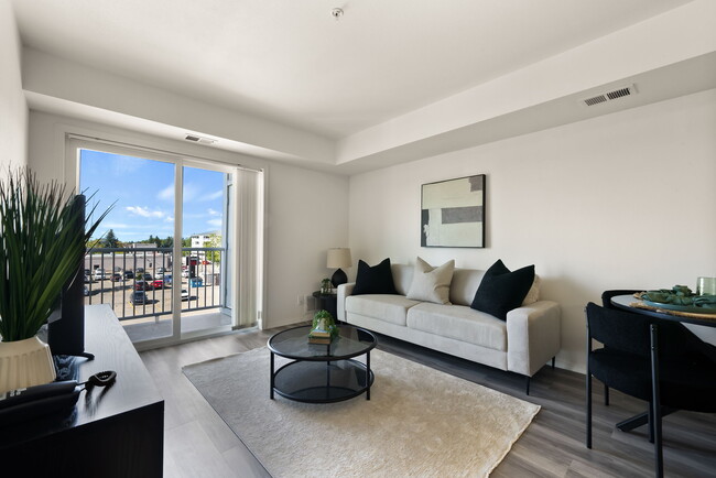 Rochdale Crossing in Regina, SK - Building Photo - Building Photo