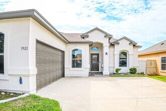 3921 Aidin St in Laredo, TX - Building Photo - Building Photo