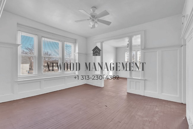 4811 Seyburn St, Unit Upper in Detroit, MI - Building Photo - Building Photo