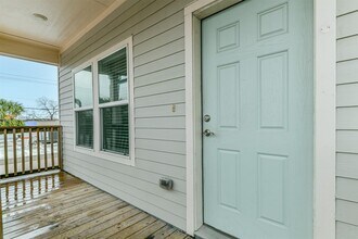 4505 Bernardo De Galvez Ave in Galveston, TX - Building Photo - Building Photo