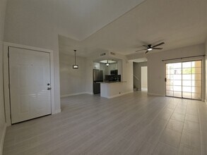 1018 W Pegasus Dr in Tempe, AZ - Building Photo - Building Photo