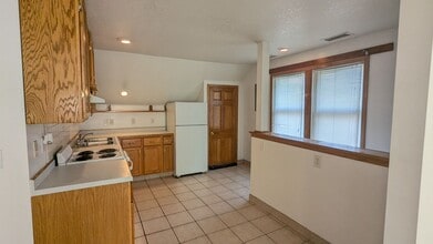 1518 2nd Ave in Council Bluffs, IA - Foto de edificio - Building Photo