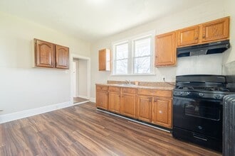 426 W Peach St in Vineland, NJ - Building Photo - Building Photo