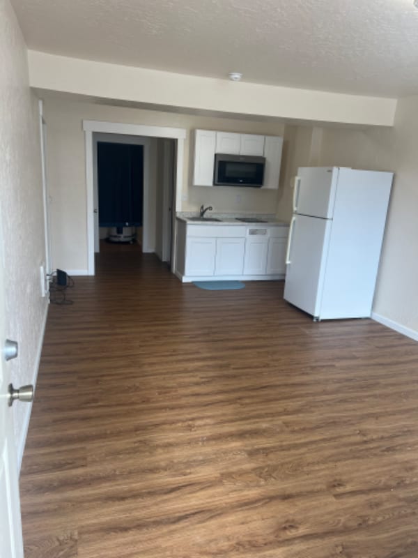 1524 9th St, Unit B in Bremerton, WA - Building Photo - Building Photo