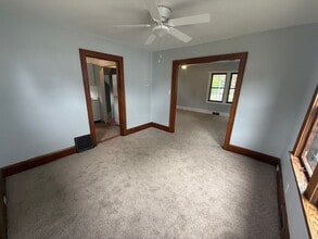 1170 Lily St in Akron, OH - Building Photo - Building Photo