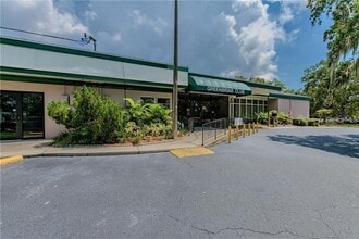 2127 Scotland Dr in Clearwater, FL - Building Photo - Building Photo