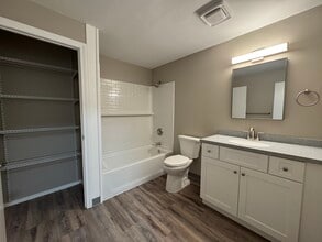 Milford Trails Apartments and Storage in Milford, NH - Building Photo - Building Photo