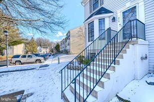 215 Gracecroft Ct in Havre De Grace, MD - Building Photo