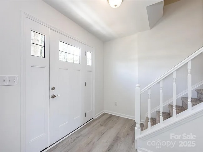 1635 Katherine Kiker Rd in Charlotte, NC - Foto de edificio - Building Photo