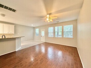 23 Blue Creek Pl in Spring, TX - Building Photo - Building Photo