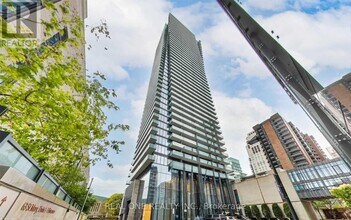 65 St Mary St in Toronto, ON - Building Photo - Building Photo