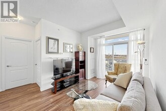 8323 Kennedy Rd in Markham, ON - Building Photo - Building Photo