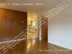 825 W Thomas L Pkwy in Lansing, MI - Building Photo - Building Photo
