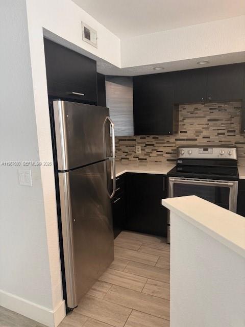 property at 565 Vista Isles Dr