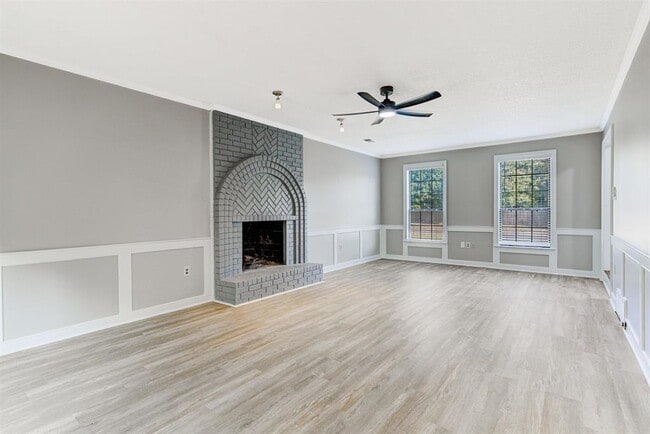 7801 Autumn Creek Dr in Memphis, TN - Building Photo - Building Photo