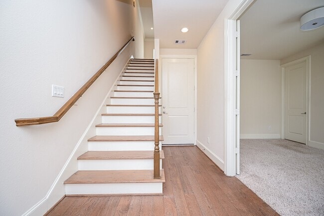 property at 9546 London Bridge Station