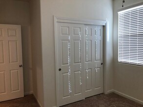 2255 Lombard Ln in Clovis, CA - Building Photo - Building Photo