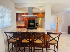91 S Dewey Ave in Thousand Oaks, CA - Building Photo - Building Photo