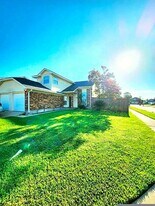 3941 W Bamboo Dr in Harvey, LA - Building Photo