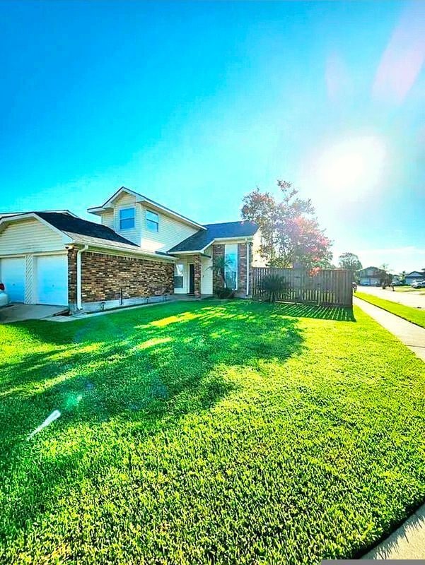 property at 3941 W Bamboo Dr