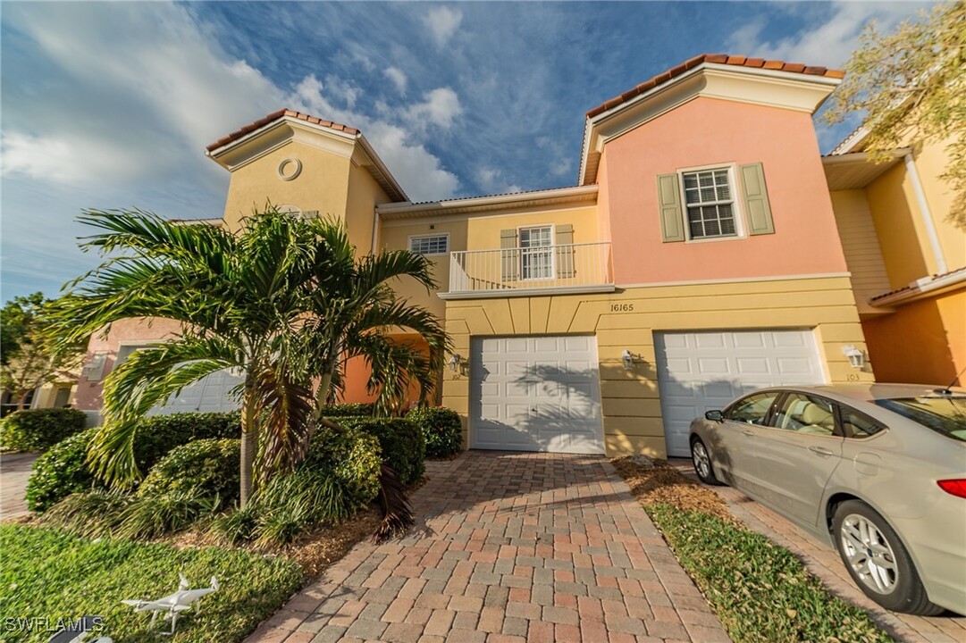 16165 Via Solera Cir in Ft. Myers, FL - Building Photo