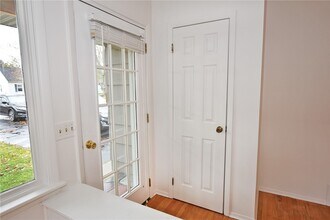 300 Howland Ave in Rochester, NY - Building Photo - Building Photo