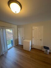 1810 Broadway St, Unit 205 in Lynchburg, VA - Foto de edificio - Building Photo