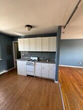 36 Woodbury Ave in Norwalk, CT - Building Photo - Building Photo