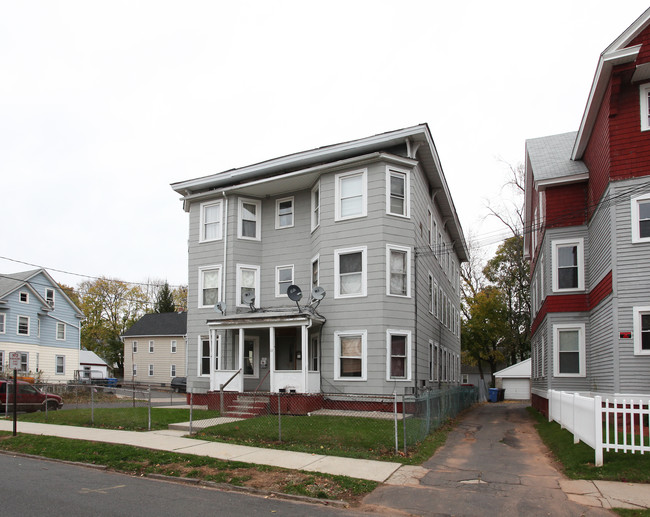 33 Dewey St in New Britain, CT - Building Photo - Building Photo