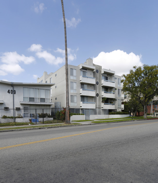 Commonwealth Apartments in Los Angeles, CA - Building Photo - Building Photo