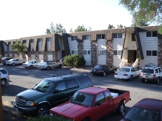 River West Apartments in Bend, OR - Building Photo