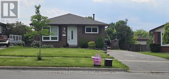 property at 882 Southdown Dr