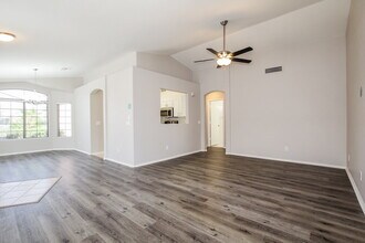 16359 N Oachs Dr in Surprise, AZ - Building Photo - Building Photo