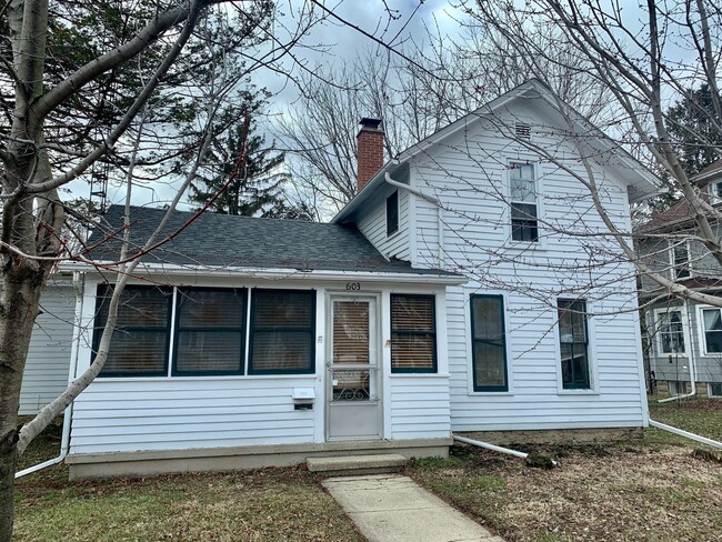 603 Milton Ave in Janesville, WI - Building Photo - Building Photo