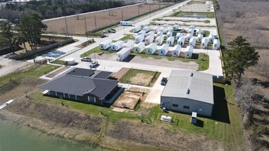 242 Ulrich Ln in Crosby, TX - Building Photo - Building Photo