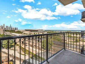 1717 S Prairie Ave in Chicago, IL - Building Photo - Building Photo