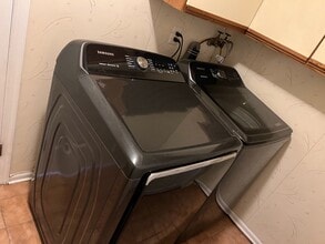 1 Wright Pl in West Windsor, NJ - Building Photo - Building Photo