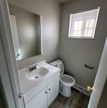 2200 Harsh Ave SE in Massillon, OH - Foto de edificio - Building Photo