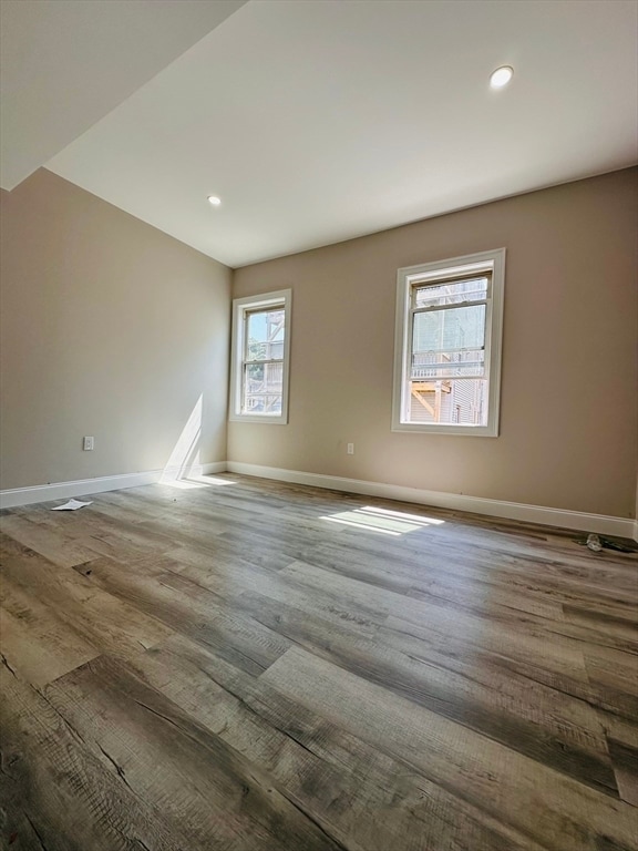 8 Wave Ave in Boston, MA - Building Photo - Building Photo