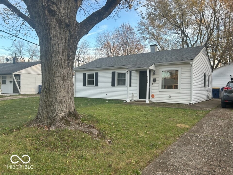 8061 Harrison Dr in Lawrence, IN - Building Photo