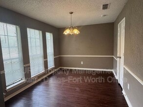 1404 Straus Rd in Cedar Hill, TX - Building Photo - Building Photo