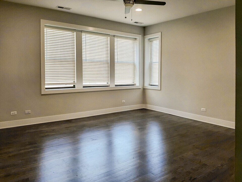2620 N Rockwell St, Unit 3 in Chicago, IL - Building Photo