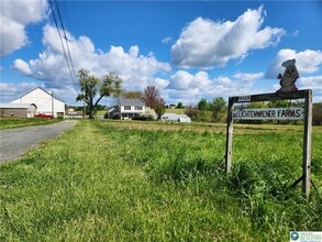 4939 Indian Creek Rd in Macungie, PA - Building Photo - Building Photo