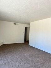 4436 N Van Dyke Ave in Fresno, CA - Building Photo - Building Photo