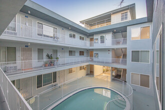 1420 S. Bedford Street in Los Angeles, CA - Building Photo - Interior Photo