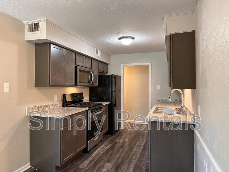 3513 Washington St in Greenville, TX - Building Photo