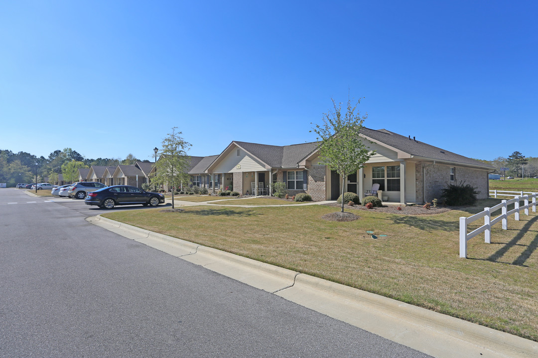 Cobblestone Village Apartments in Clanton, AL - Building Photo