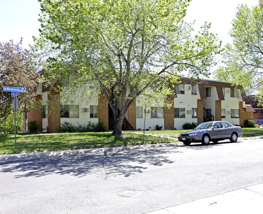 7250-7290 Newton Street in Arvada, CO - Building Photo